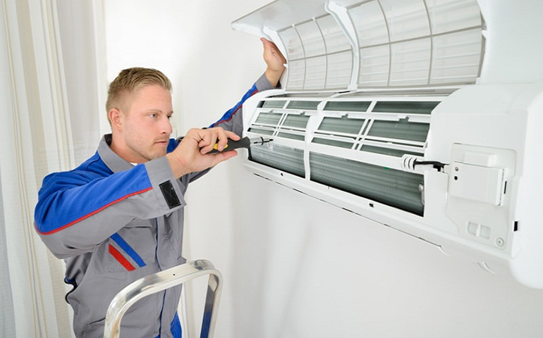 AC Servicing & Maintenance In Vadodara